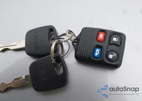 2001 Ford Mustang z USA, uszkodzony, nr VIN 1FAFP44431F190469